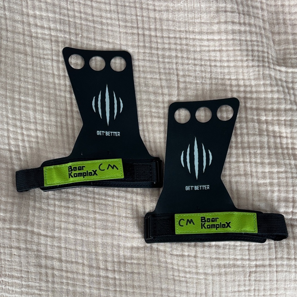 Bear Komplex Carbon Comp 3-Hole Hand Grips
